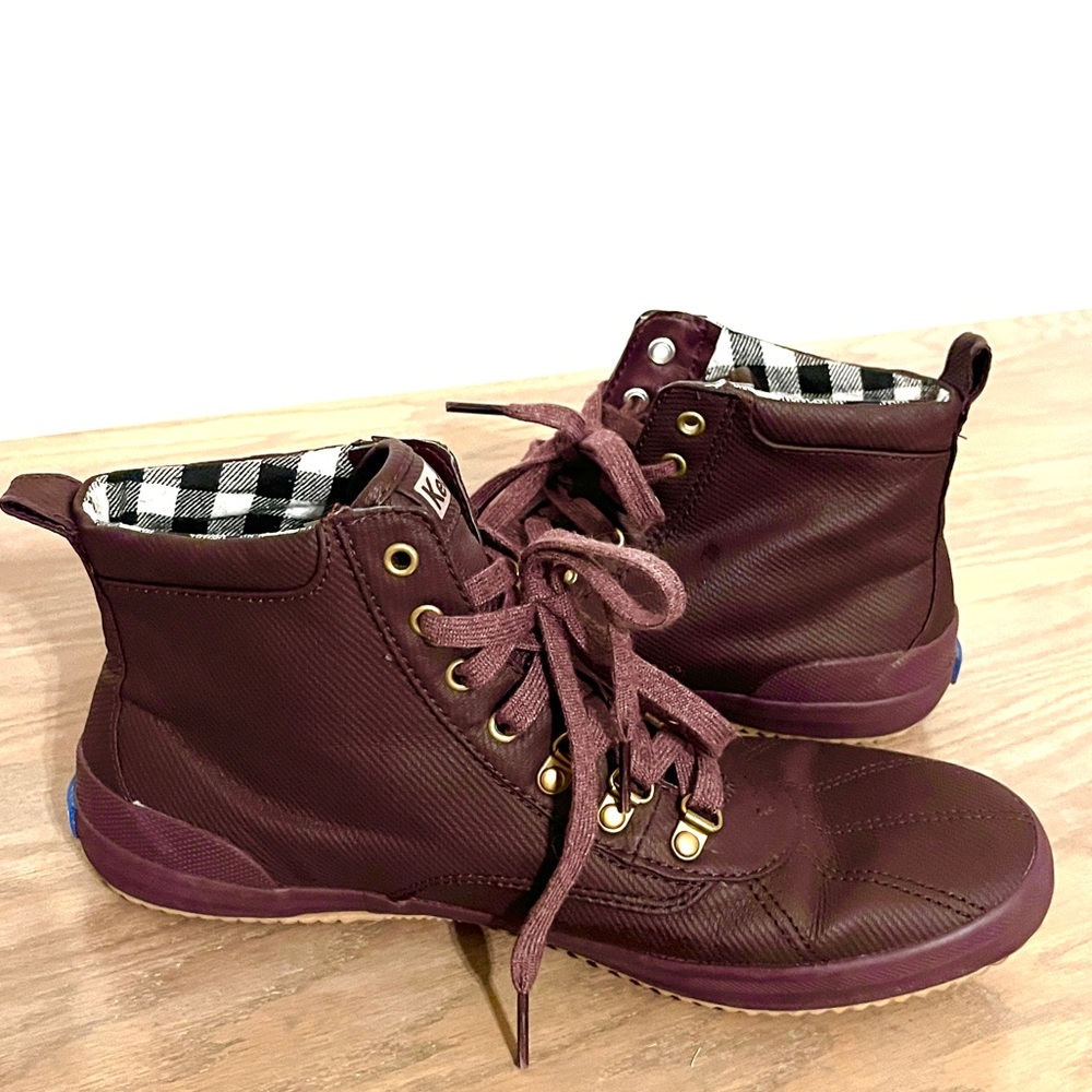 Ked's woman scout rain boots, size 11, purple